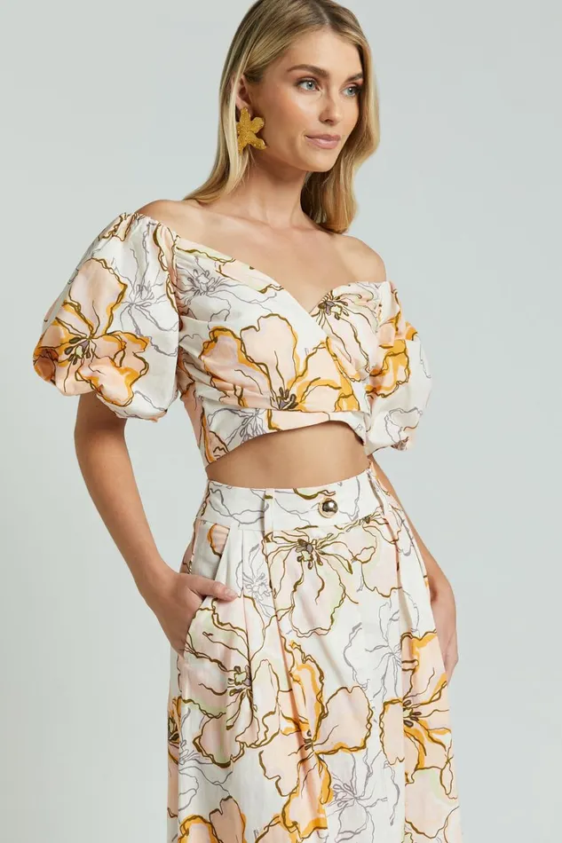 Amalie The Label 8211 Alizee Linen Blend Sweetheart Short Puff Sleeve Crop Top In Maison Fleur Women Showpo Tops