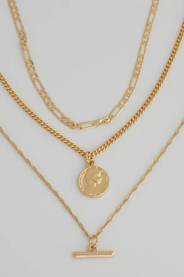 Arialla Multi Layered Chain Necklace In Gold Women Showpo Necklaces