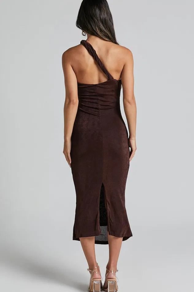 Arietty Midi Dress 8211 One Shoulder Asymmetrical Ruched Dress In Chocolate Women Showpo Curve Clothes