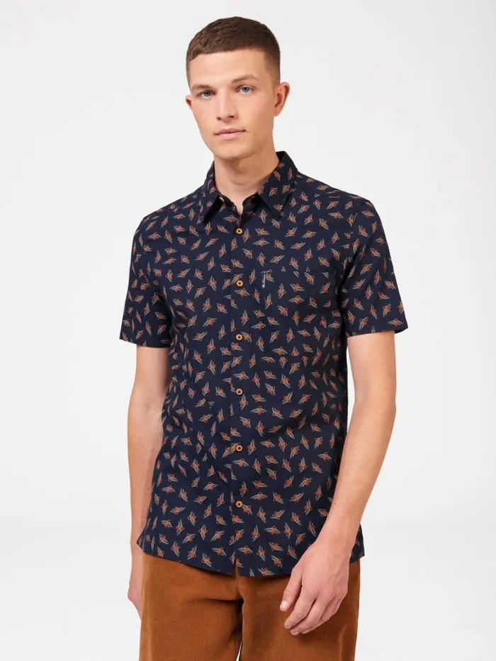 Ben Sherman Archive Print Shirts Men Art Deco Geo Print Shirt 8211 Dark Navy