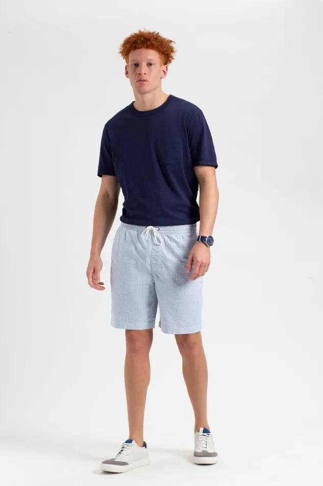Ben Sherman Shorts Men Seersucker Slim Fit Bengal Stripe Short 8211 Light BlueEcru