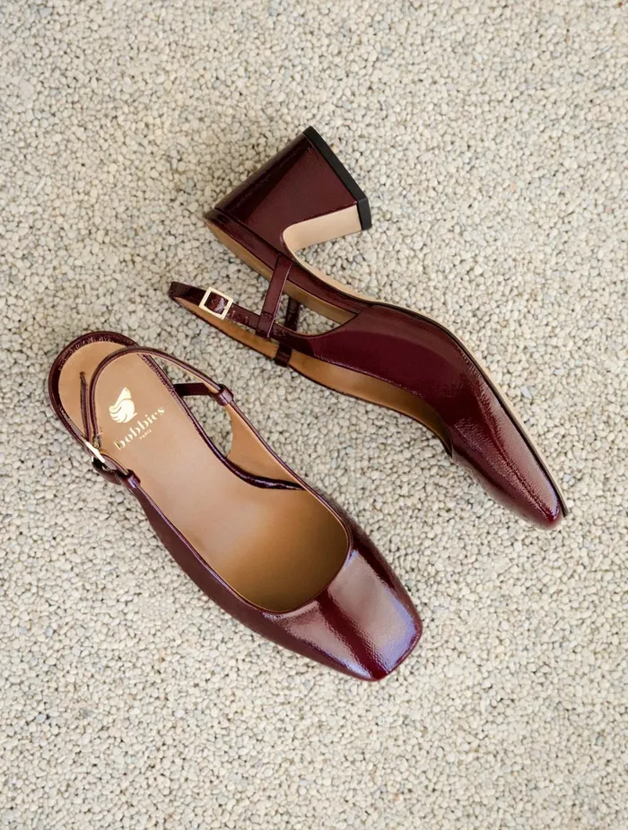 Bobbies Pumps and Mary Janes Maddie Nebbiolo 8211 Women