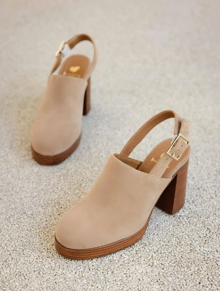 Bobbies Pumps and Mary Janes Savannah Antelope 8211 Women