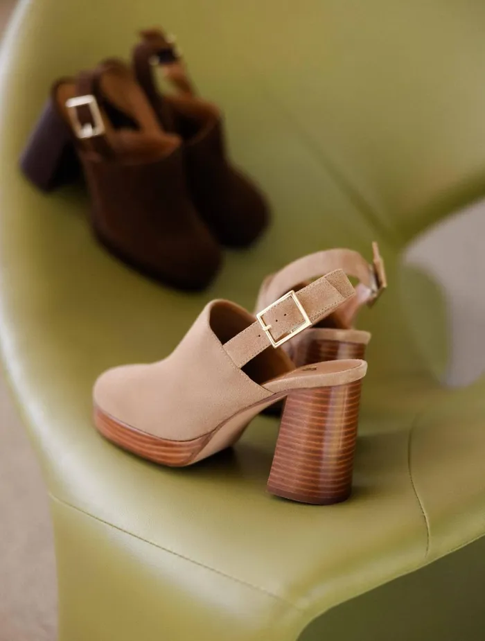 Bobbies Pumps and Mary Janes Savannah Antelope 8211 Women