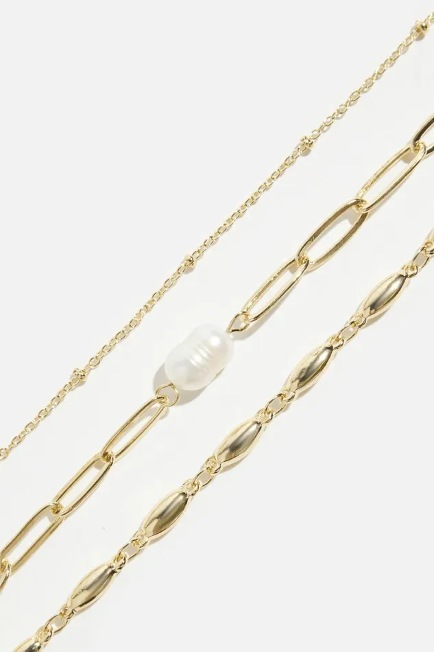 Dynamite Bracelets Women 3Pack Mixed Chain and Pearl Bracelets White
