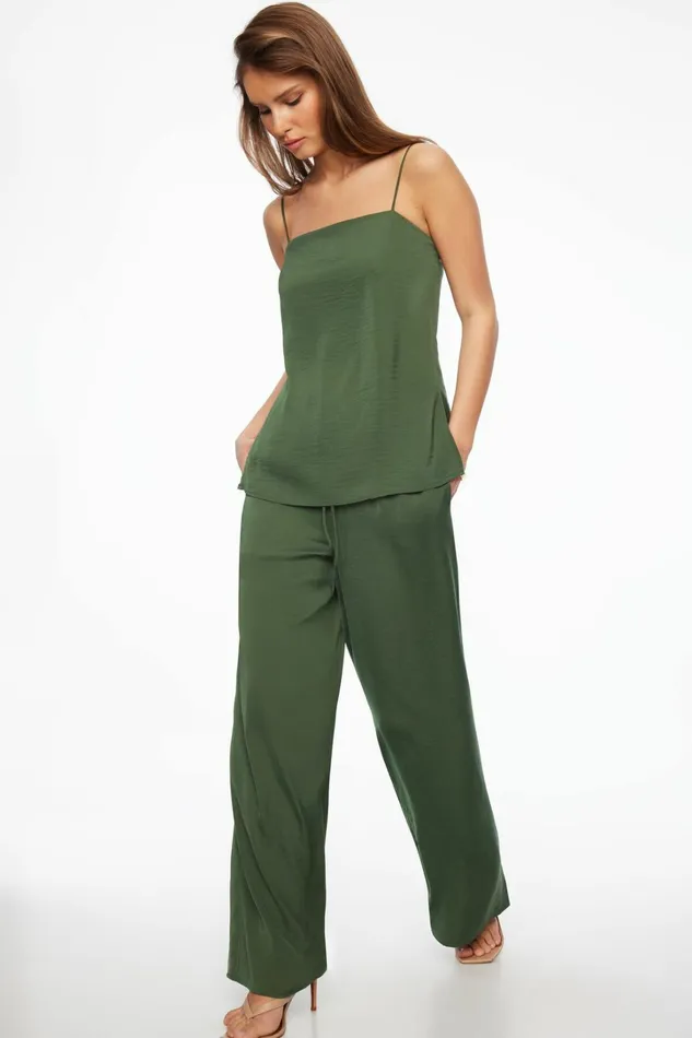 Dynamite Pants Women Rafaelle Wide Leg Pants Green