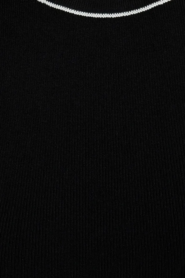 Dynamite Tops Women Stretch Rib Rolled Hem Tank Black