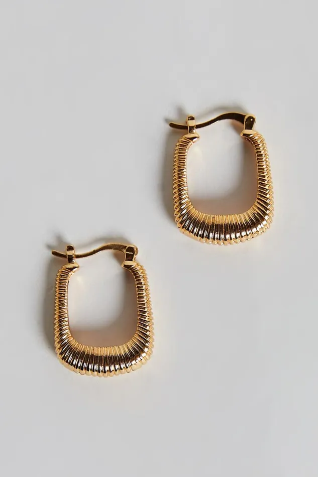 Hannah Earrings 8211 Square Hoop Earrings In Gold Women Showpo Earrings