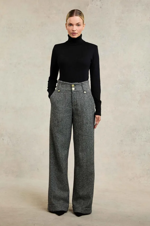 Holland Cooper Tailoring Women High Waisted Wide Leg Trouser Wide Tooth Black Herringbone Holland Cooper Tailoring Women High Waisted Wide Leg Trouser Wide Tooth Black Herringbone