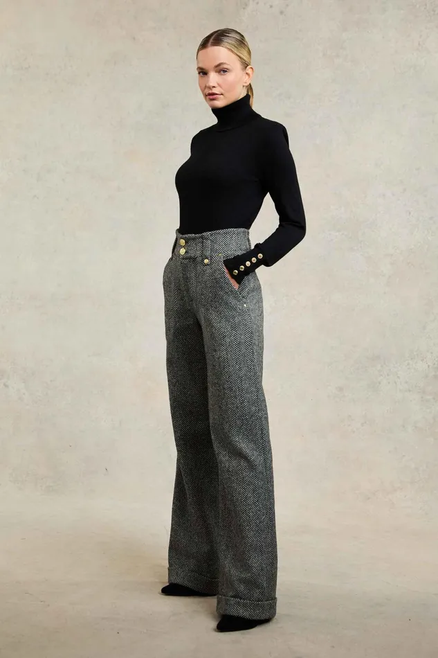 Holland Cooper Tailoring Women High Waisted Wide Leg Trouser Wide Tooth Black Herringbone Holland Cooper Tailoring Women High Waisted Wide Leg Trouser Wide Tooth Black Herringbone