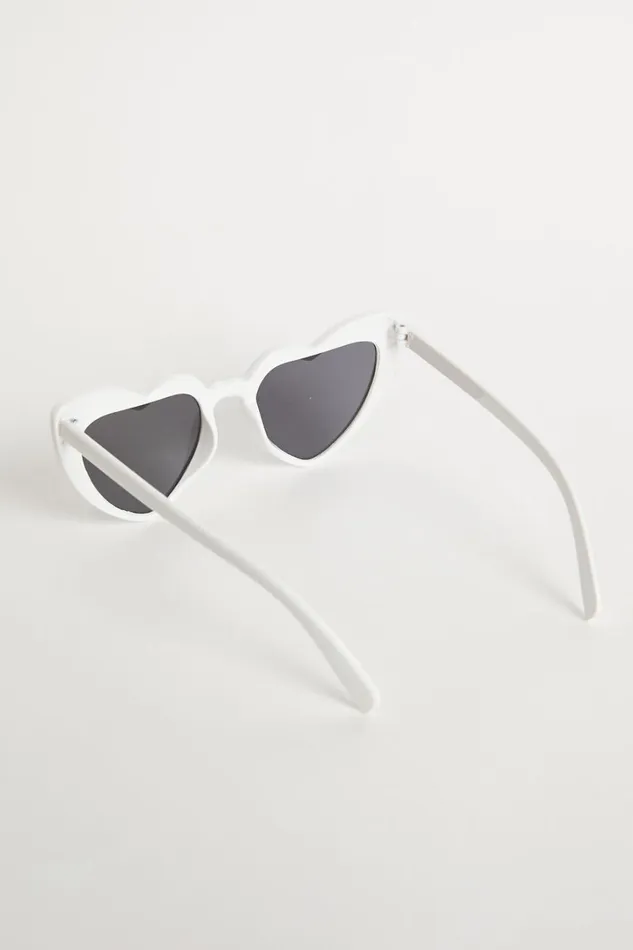Isobel Heart Sunglasses In White Women Showpo Sunglasses