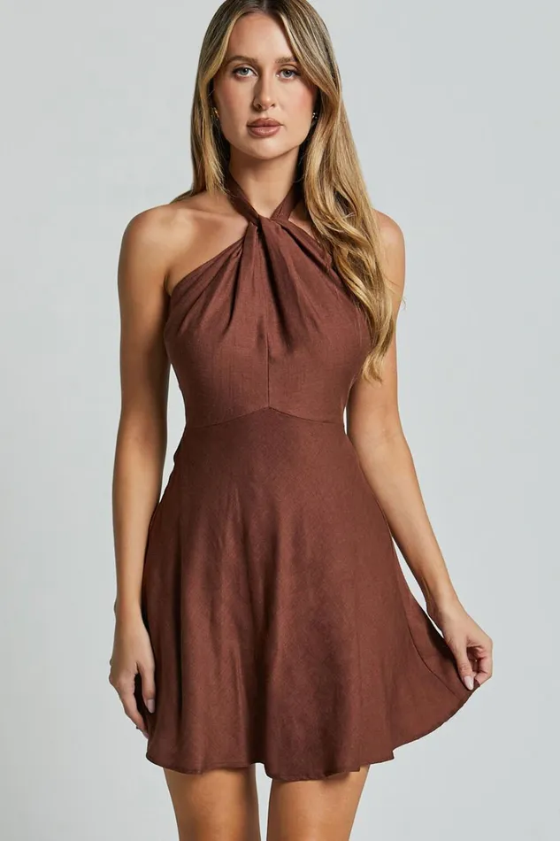Louie Mini Dress 8211 Linen Look Halter Neck Dress In Chocolate Women Showpo Curve Clothes Louie Mini Dress 8211 Linen Look Halter Neck Dress In Chocolate Women Showpo Curve Clothes