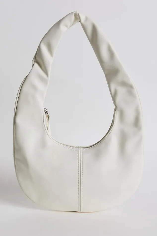 Melbourne Oval PU Shoulder Bag In White Women Showpo Bags
