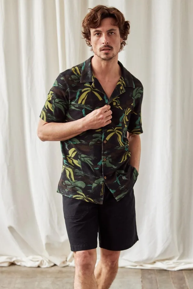 Men Maziwi 8211 Dark GreenKhaki TWOTHIRDS Shirts