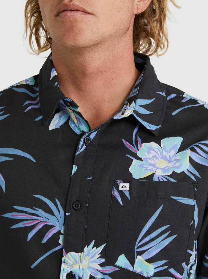 Men Quiksilver Shirts and Polos New Bloom Short Sleeve Shirt Tarmac New Bloom Men Quiksilver Shirts and Polos New Bloom Short Sleeve Shirt Tarmac New Bloom