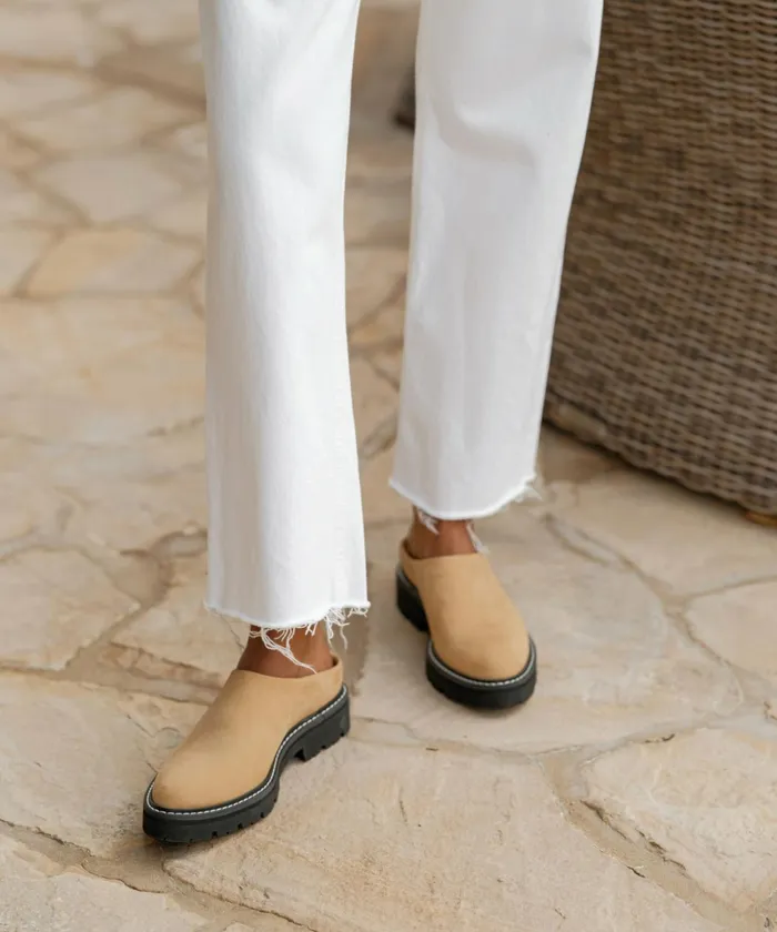 Mules Women Jenni Kayne Oiled Leather Lug Sole Mule Dark Sand