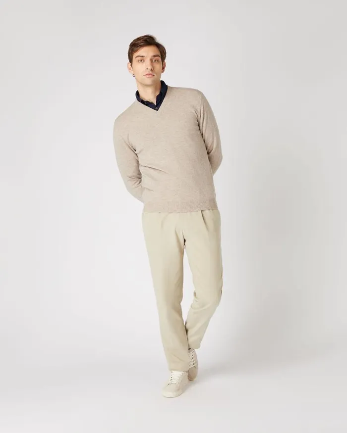 NPeal Jumpers Men Burlington V Neck Cashmere Jumper Oatmeal Brown