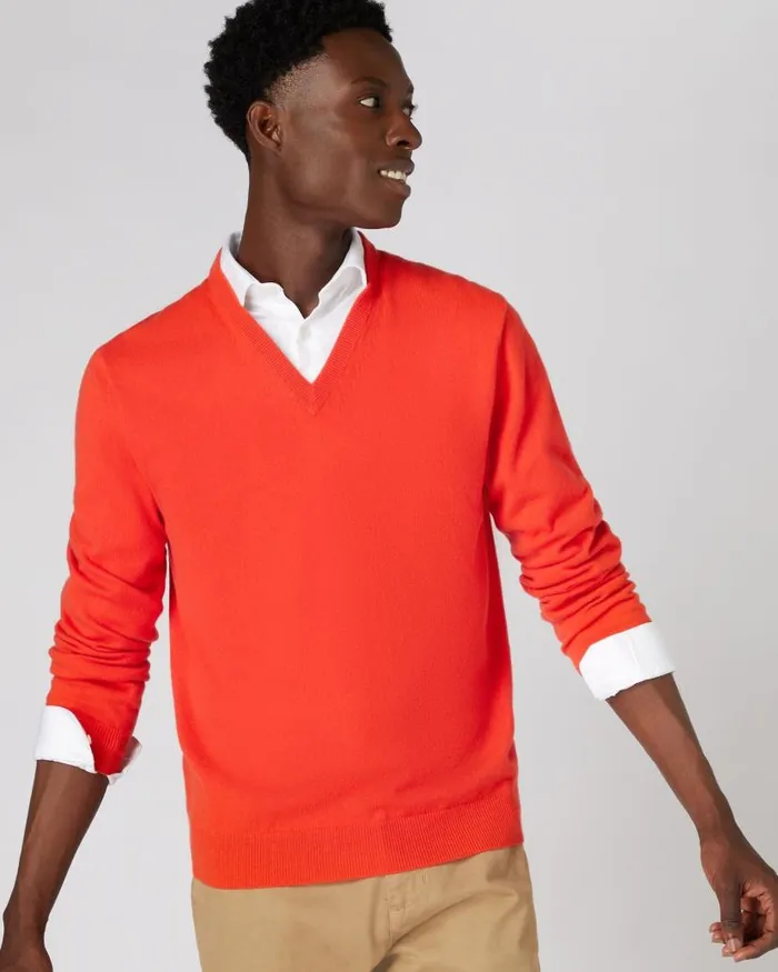 NPeal Jumpers Men The Burlington V Neck Cashmere Jumper Vermillion Red