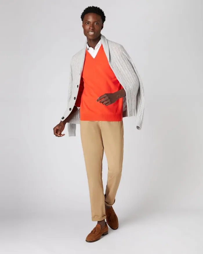 NPeal Jumpers Men The Burlington V Neck Cashmere Jumper Vermillion Red