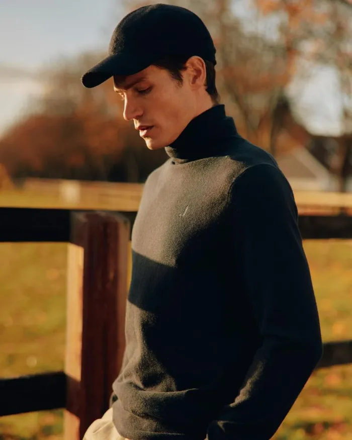 NPeal Jumpers Men The Jockey Club Roll Neck Cashmere Jumper Navy Blue