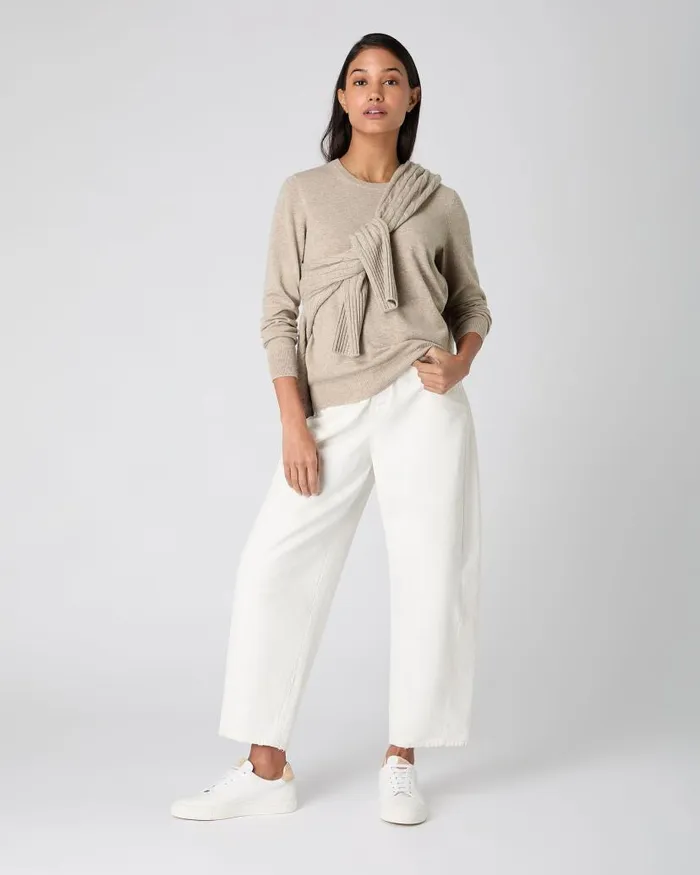 NPeal Jumpers Women Evie Classic Round Neck Cashmere Jumper Oatmeal Brown