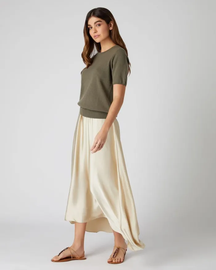 NPeal Tops and Tshirts Women Round Neck Cashmere T Shirt Khaki Green