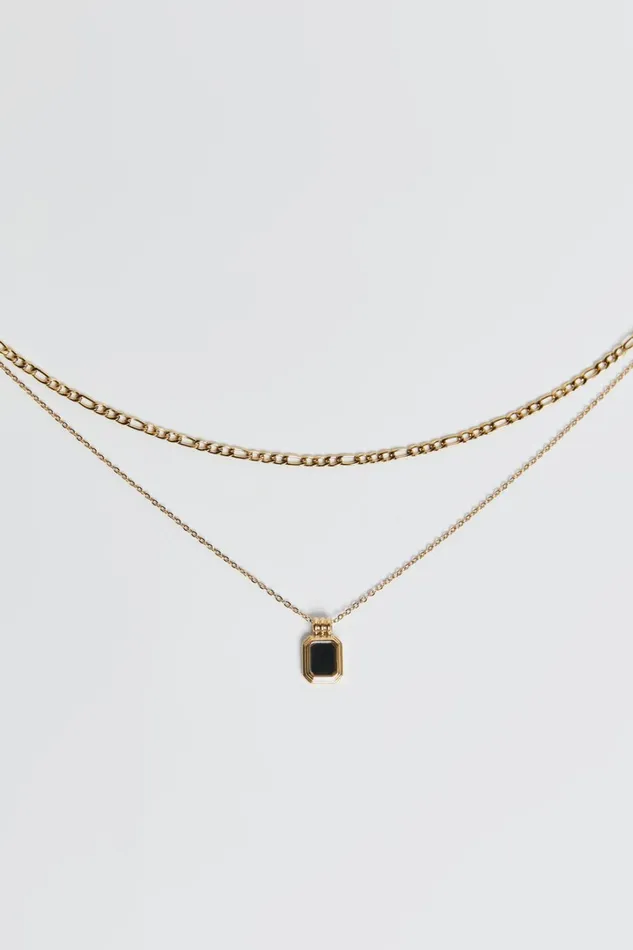 Odessa Necklace 8211 Black Pendant Chain Layered Necklace In Gold Women Showpo Necklaces