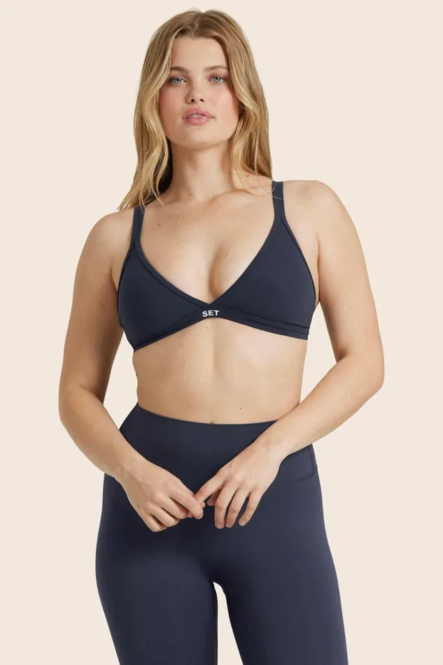 SET ACTIVE Activewear AIRLUXE BREATHE TRIANGLE BRA 8211 SPADES 8211 Women