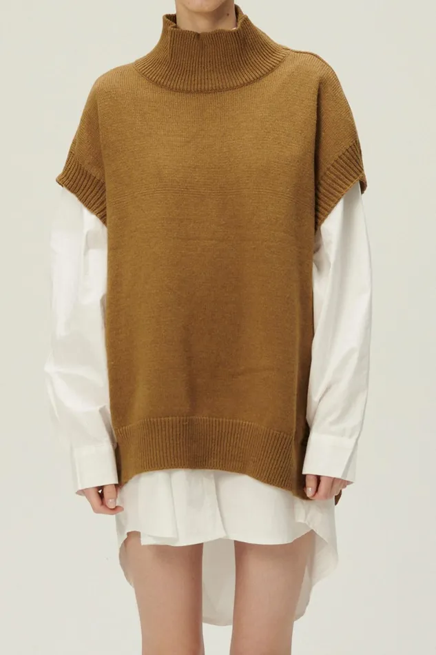 Storets Adyson Mockneck Buttoned Vest Women Sweaters and Knitwears