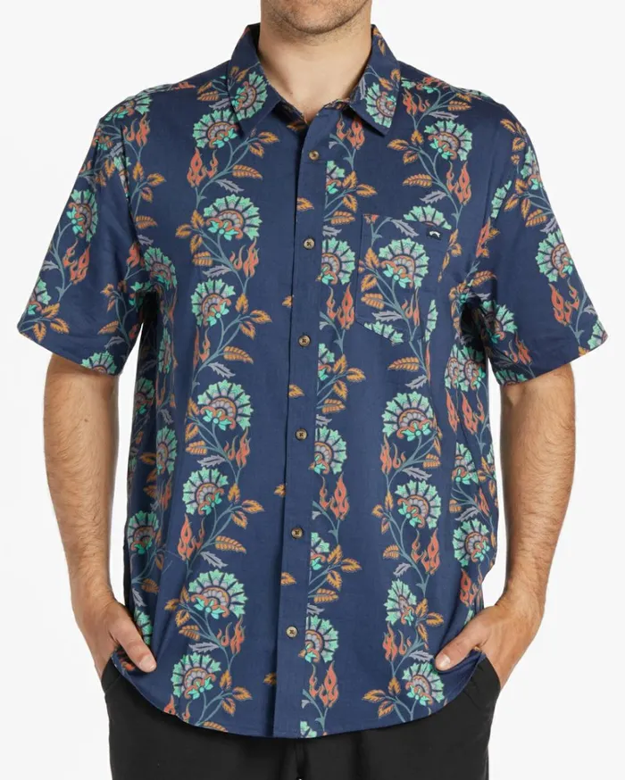 Sundays Short Sleeve Shirt Dark Blue Men Billabong Shirts