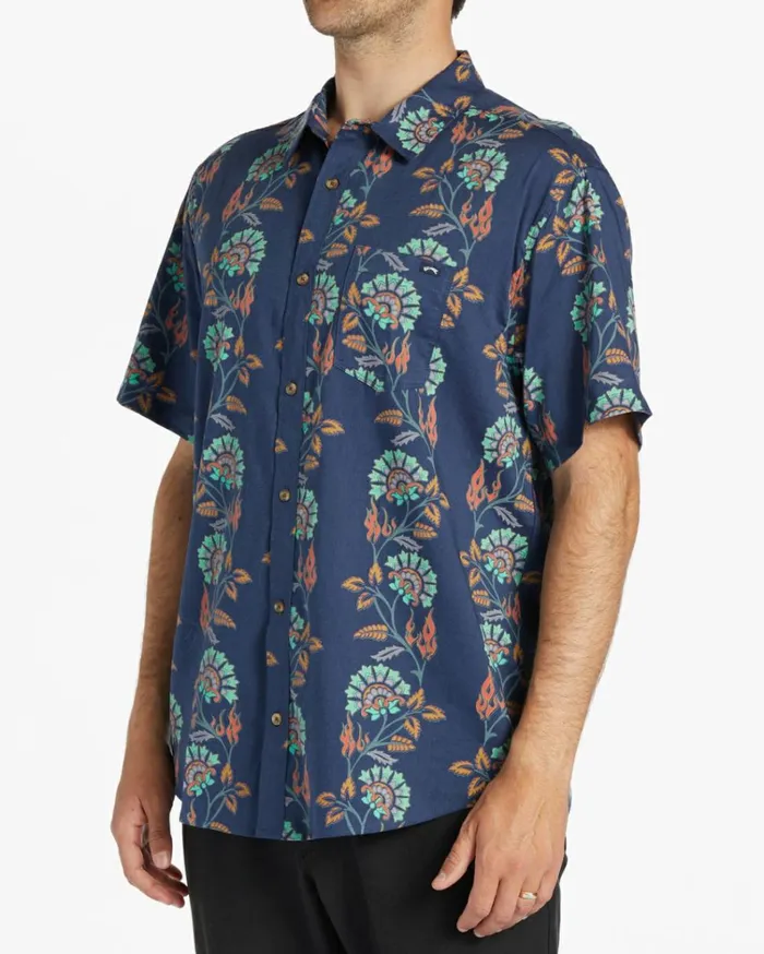 Sundays Short Sleeve Shirt Dark Blue Men Billabong Shirts
