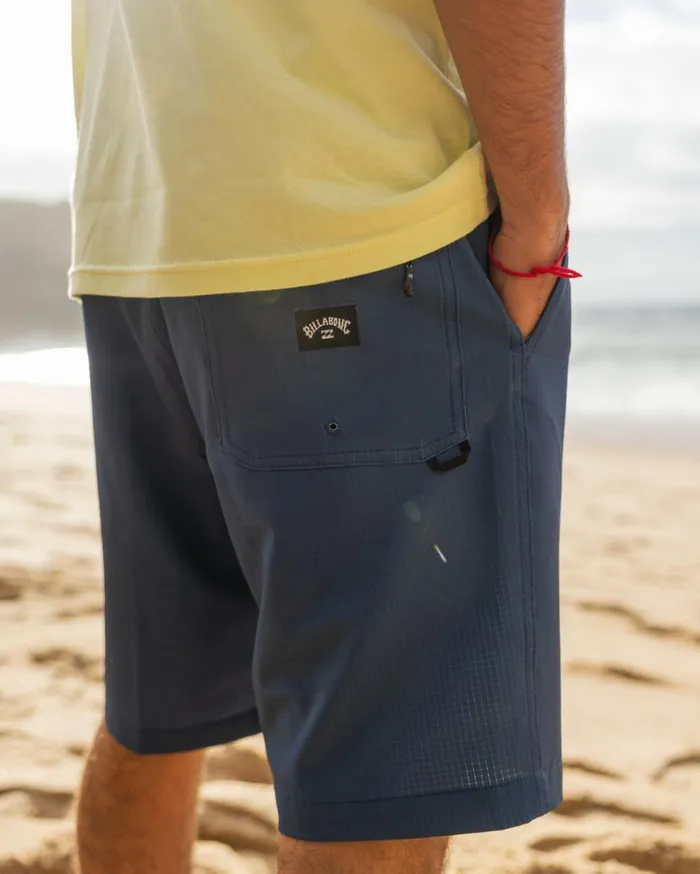 Surftrek Trail Technical Elasticized Shorts Space Blue Men Billabong Shorts