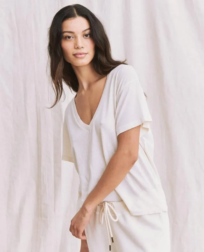 Tops Women039s The Great The VNeck Tee Washed White