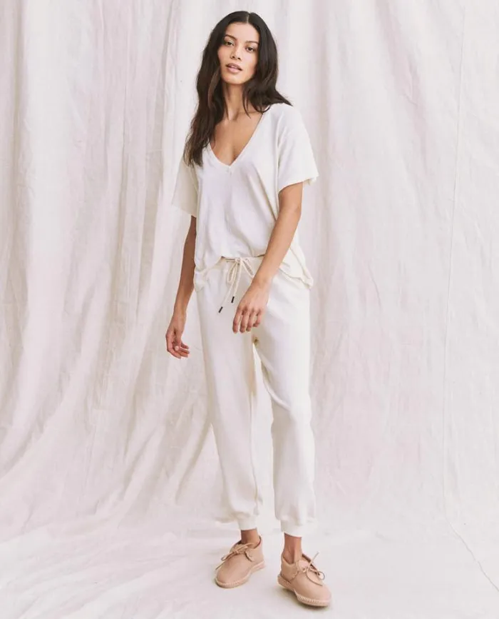 Tops Women039s The Great The VNeck Tee Washed White