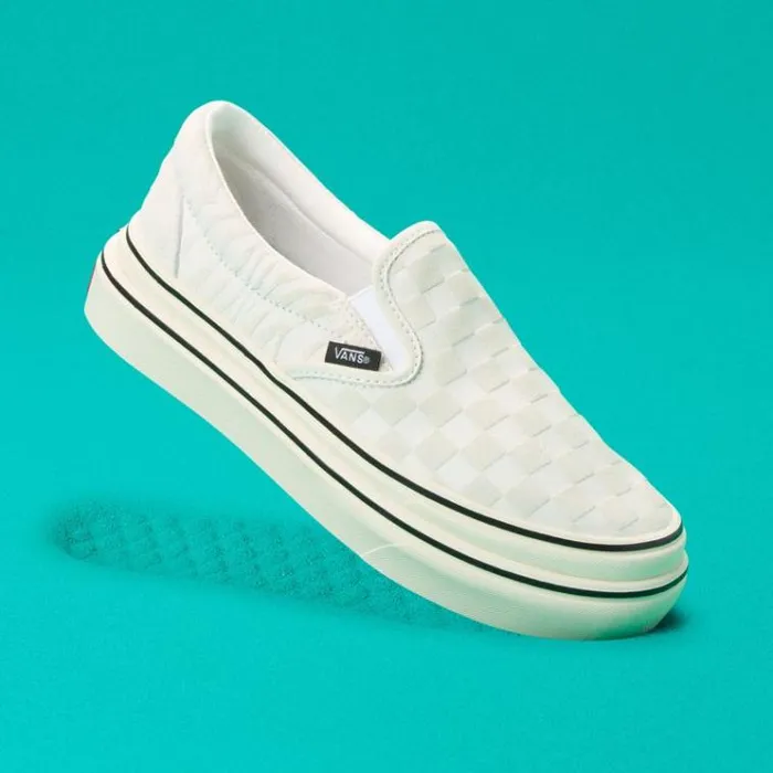 Vans Mixed Media Super ComfyCush SlipOn Antique WhiteBlack Womens Classics Shoes