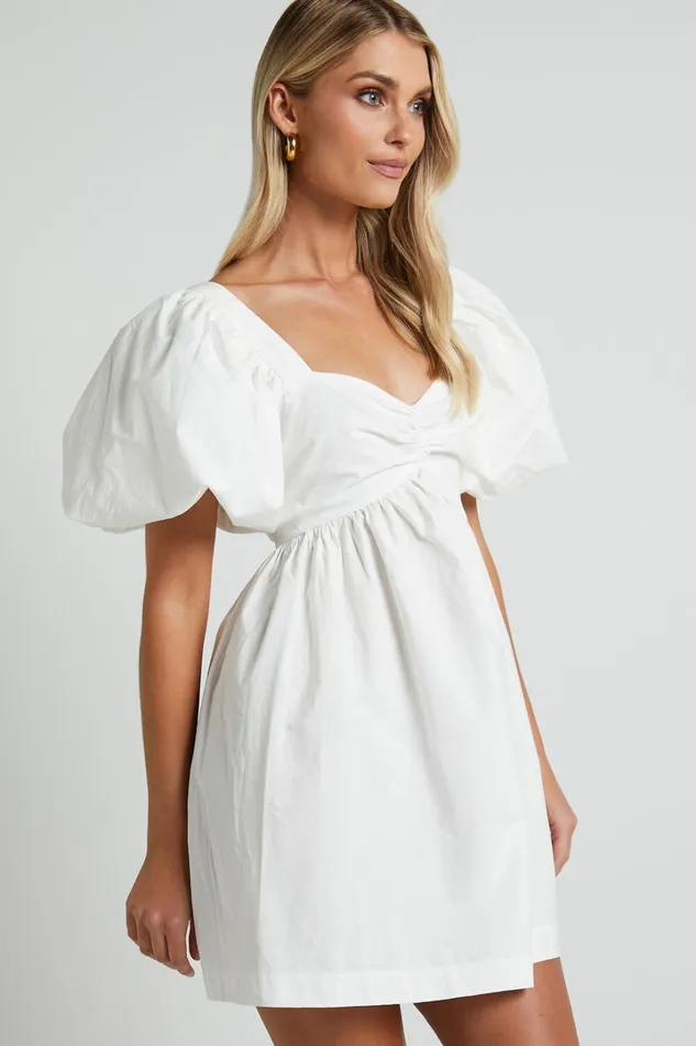 Vashti Mini Dress 8211 Puff Sleeve Sweetheart Dress In Off White Women Showpo Curve Clothes
