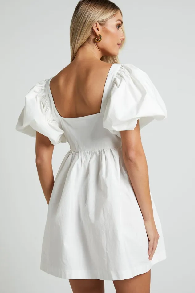 Vashti Mini Dress 8211 Puff Sleeve Sweetheart Dress In Off White Women Showpo Curve Clothes