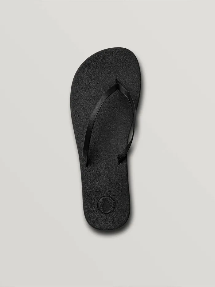 Volcom Sandals ECliner Prayer Sandal 8211 Black Out Black Out 8211 Womens