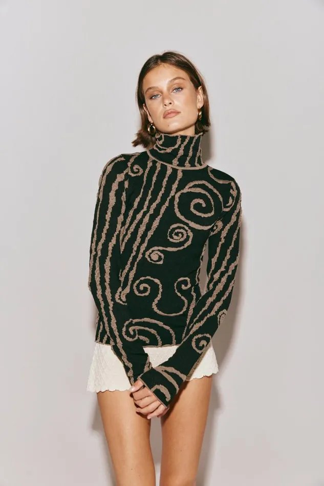 VRG GRL Ivy Muse Knit Skivvy Black Swirl Women Long Sleeve