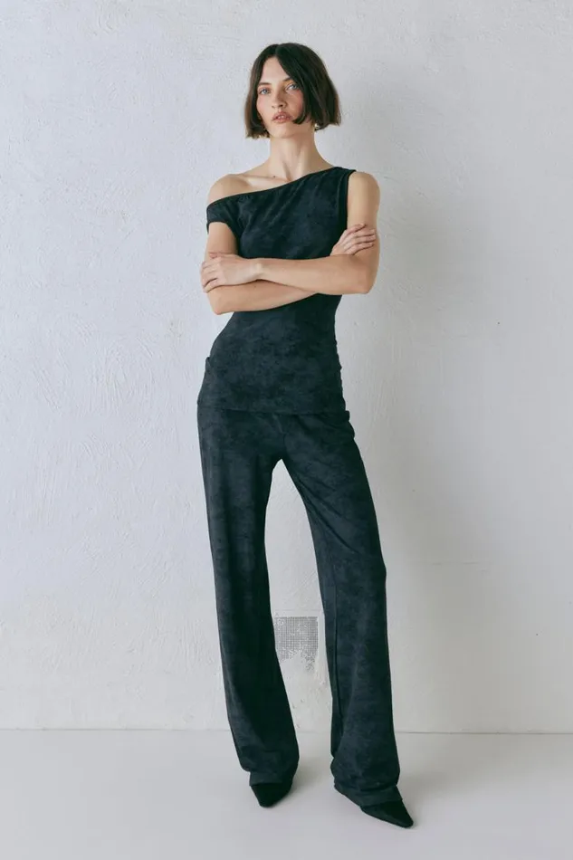 VRG GRL Kemi Top Black Women Sets