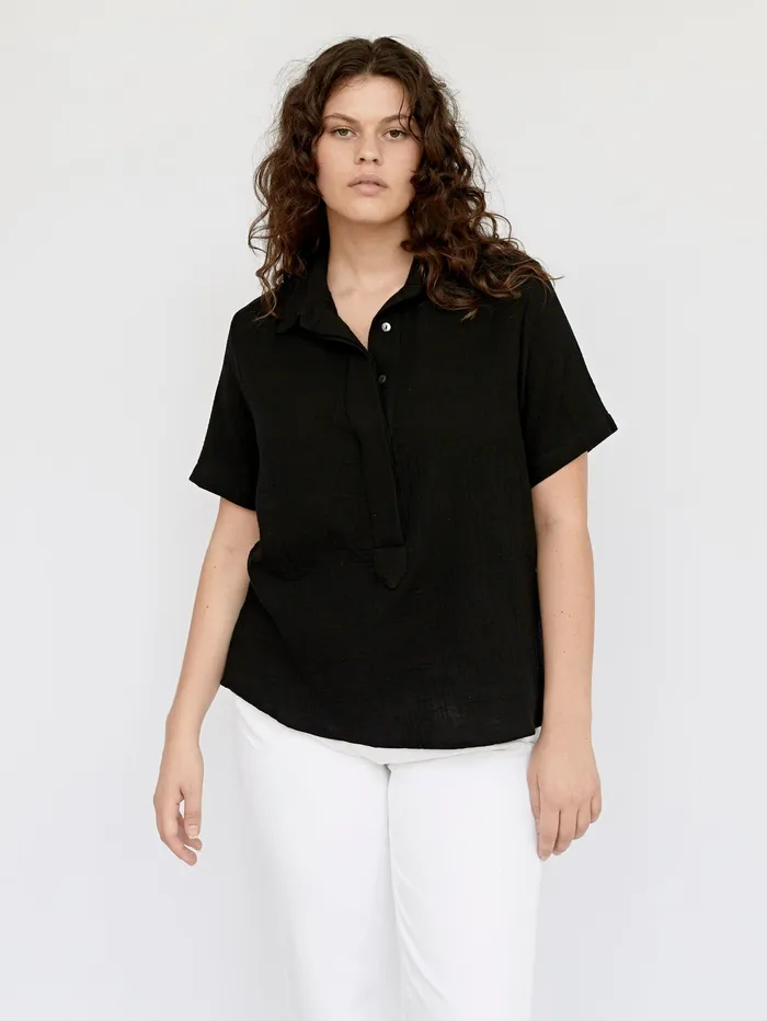 Women Albus Lumen 8211 Black Hero Fidera Short Sleeve Shirt The UNDONE Tops