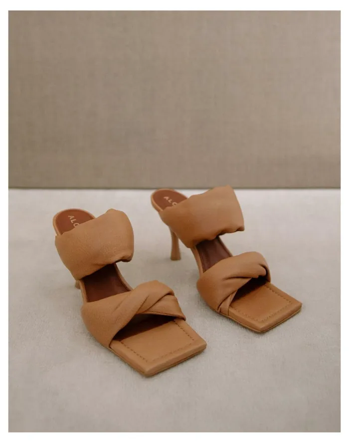 Women ALOHAS Leather Twist Strap Sandals In Camel Camel Madewell Heels Women ALOHAS Leather Twist Strap Sandals In Camel Camel Madewell Heels