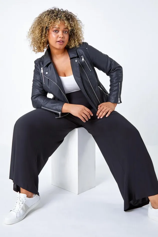 Women Black Curve Elastic Waist Wide Leg Trousers Roman Trousers