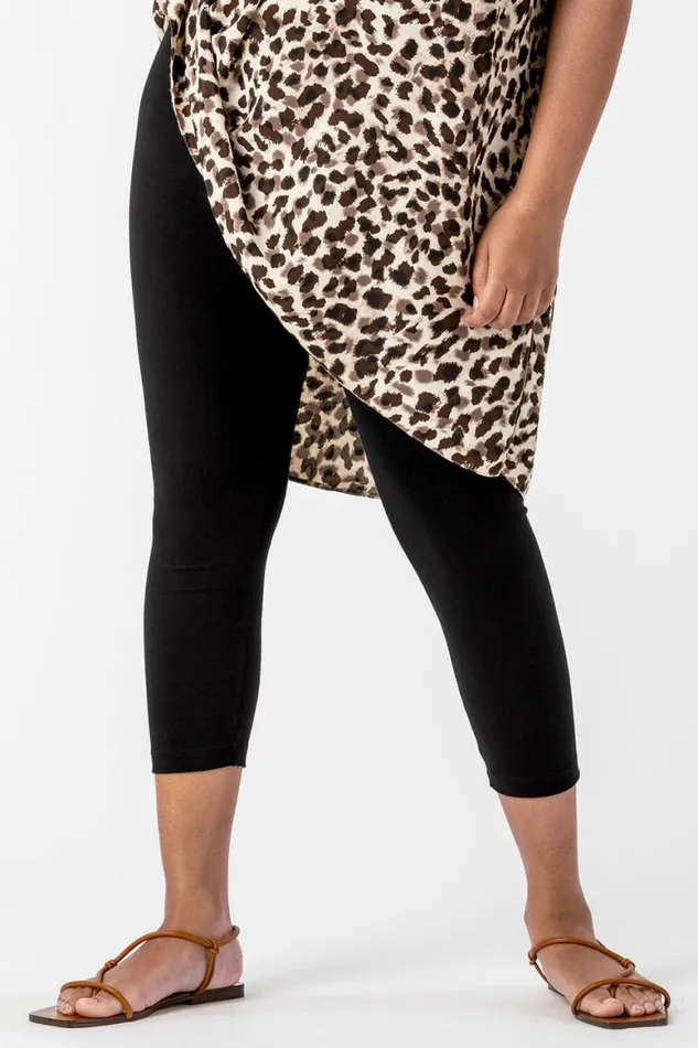 Women Black Curve Plain Elastic Waist Cropped Leggings Roman Trousers