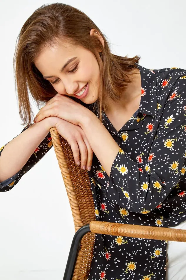 Women Black Daisy Print Longline Tunic Shirt Roman Tops