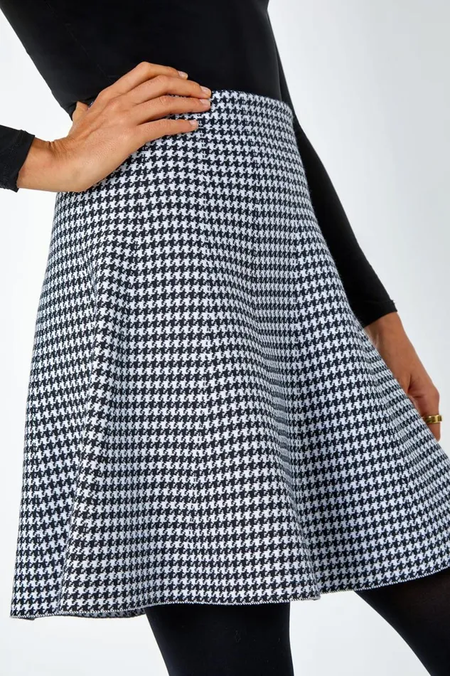 Women Black Dogstooth Knitted ALine Mini Skirt Roman Skirts