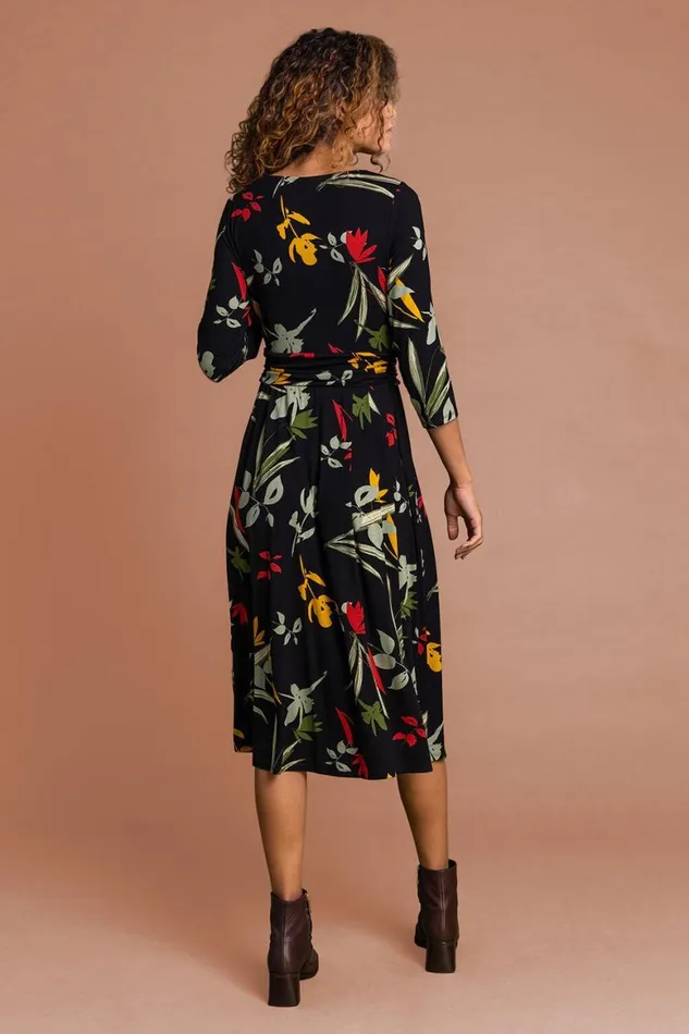 Women Black Floral Print Gathered Waist Dress Roman Dresses