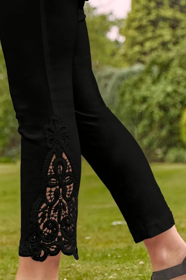 Women Black Lace Insert Elastic Waist Crop Trousers Roman Occasionwear