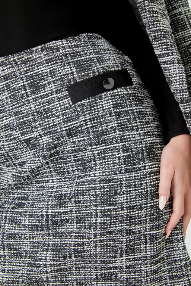 Women Black Petite Boucle Stretch Skirt Roman Skirts