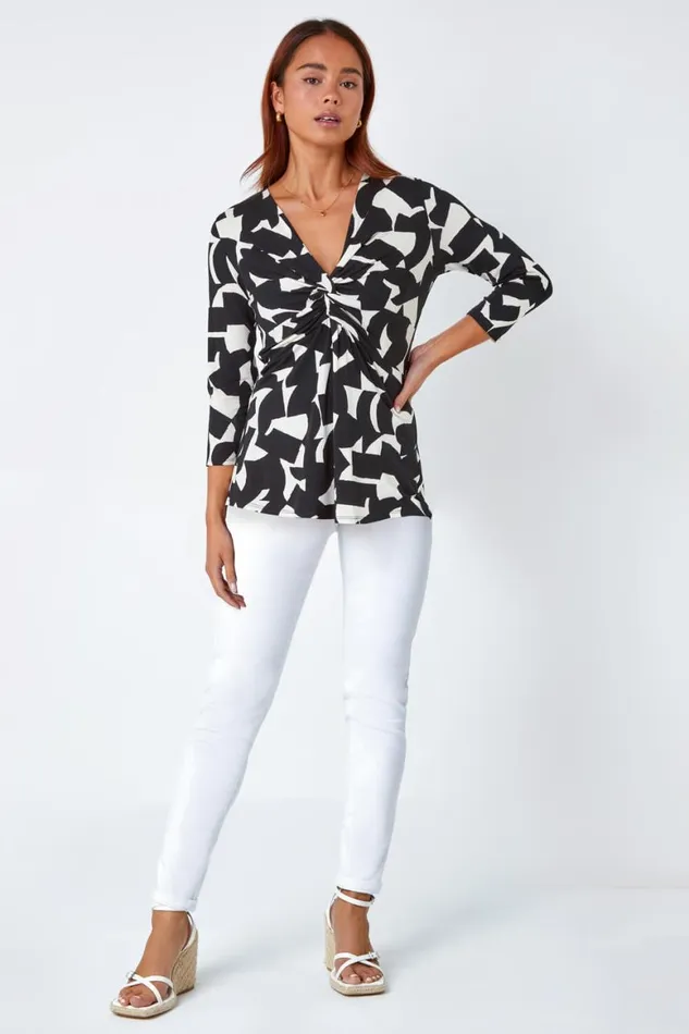 Women Black Petite Geometric Print VNeck Stretch Top Roman Tops